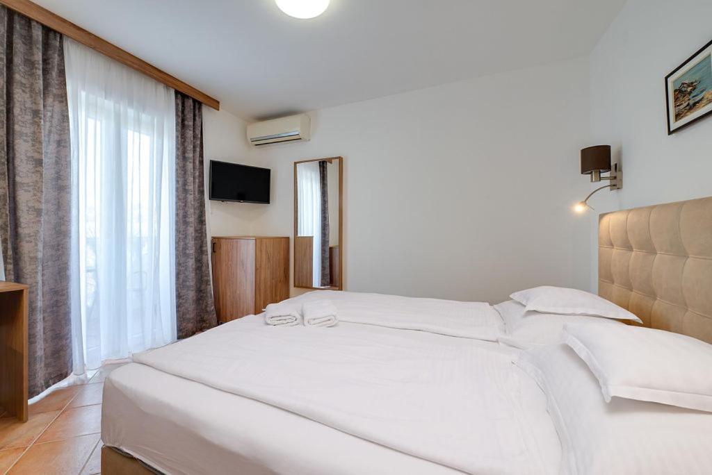 Bed & Breakfast Dosen III Baška Eksteriør billede
